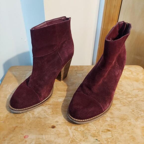 Steve Madden Women's US 7 M Wine Red Suede Ankle Boot Booties - Picture 1 of 9